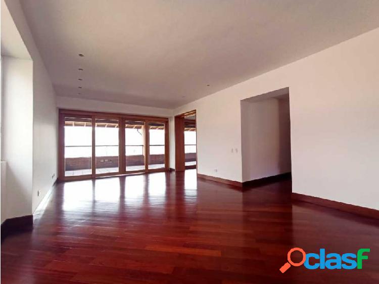 Vendo Casa en Caurimare Tepui de 300 mts 4H/ 5B / 3P (JC)