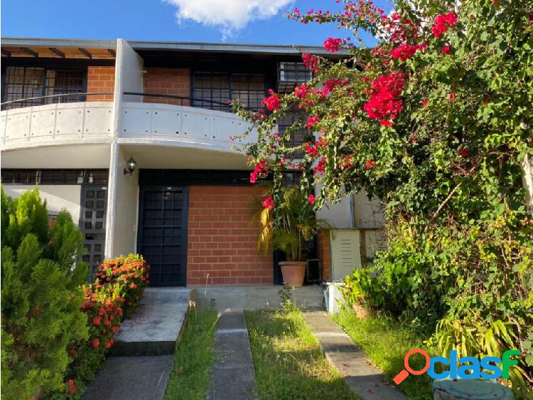 Vendo Town House 85m2 2h/2b/1pe La Casona Nueva Casarapa