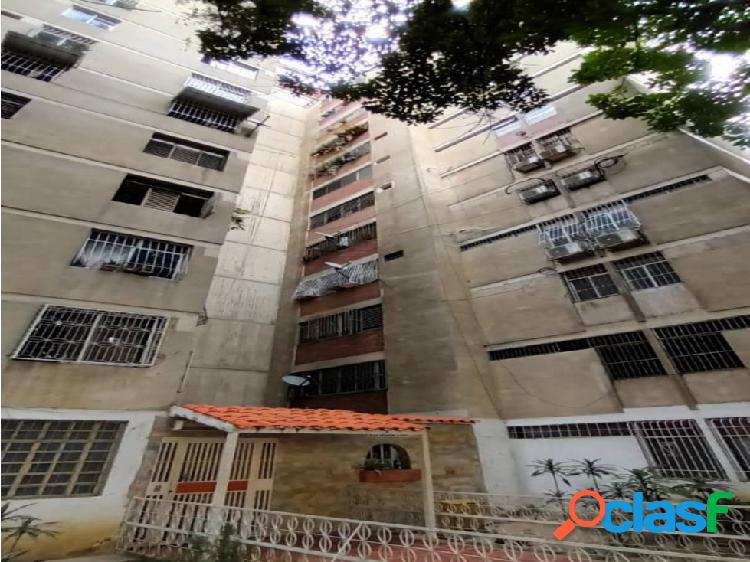 Vendo apartamento 109m2 4h/2b/1p San Martin 0558