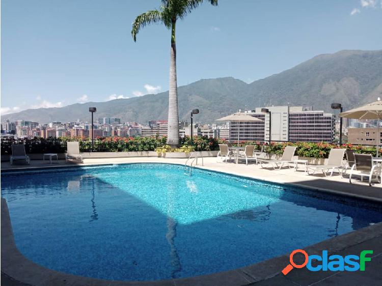 Vendo apartamento 216m2 Lomas las Mercedes 6150