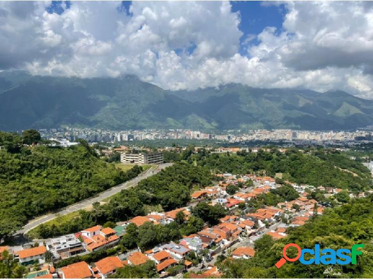 Vendo apartamento 250m2 San Román 1713