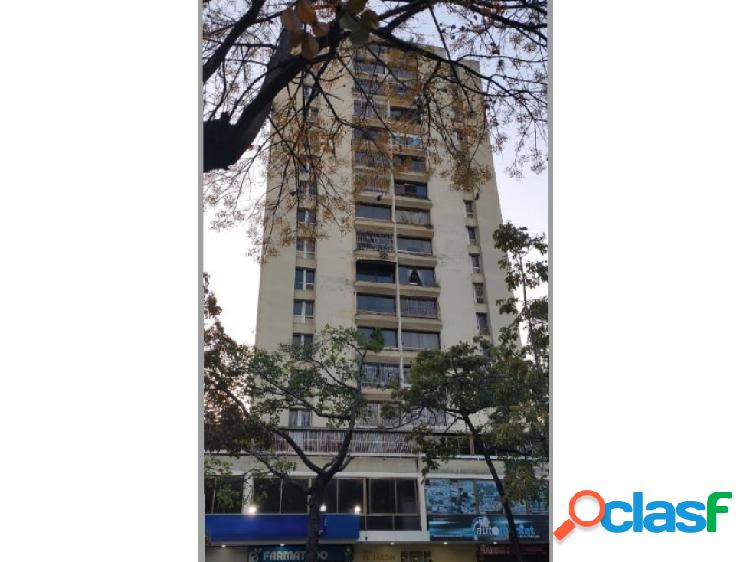 Vendo apartamento 292m2 6h/3b/2p La Urbina 9322