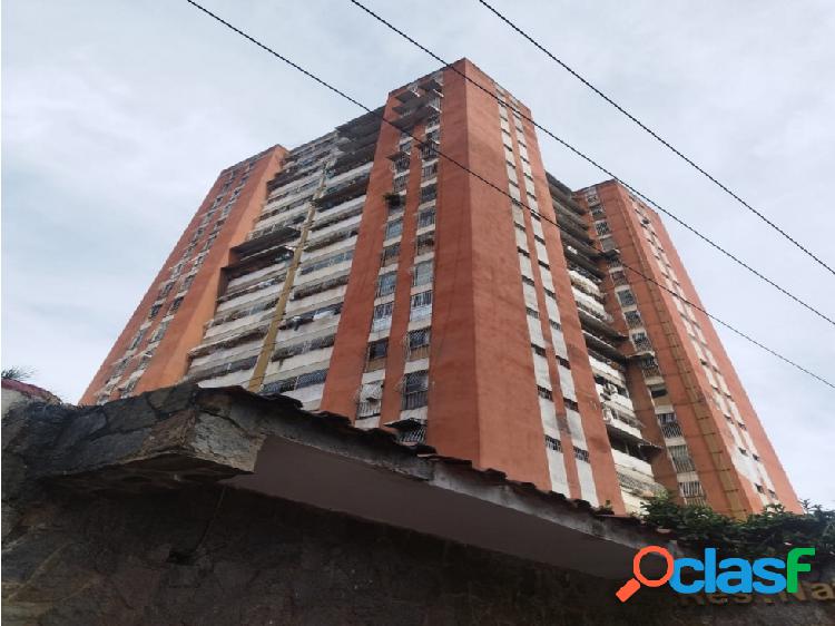 Vendo apartamento 67m2 Av. Panteón 6660