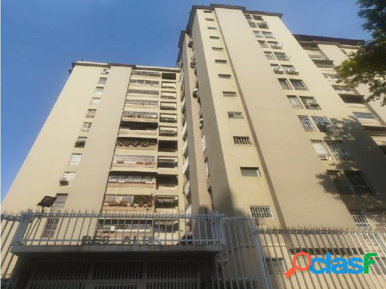 Vendo apartamento 86m2 La Urbina 6977