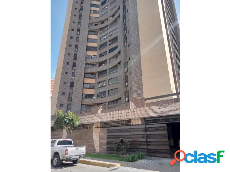 Vendo apartamento 87m2 3h/2b/1p Mariperez 4337