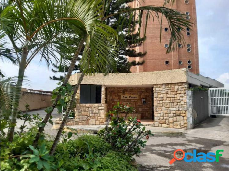 Vendo apto 154m2 4h/3b/2p Clnas de Santa Monica 7756