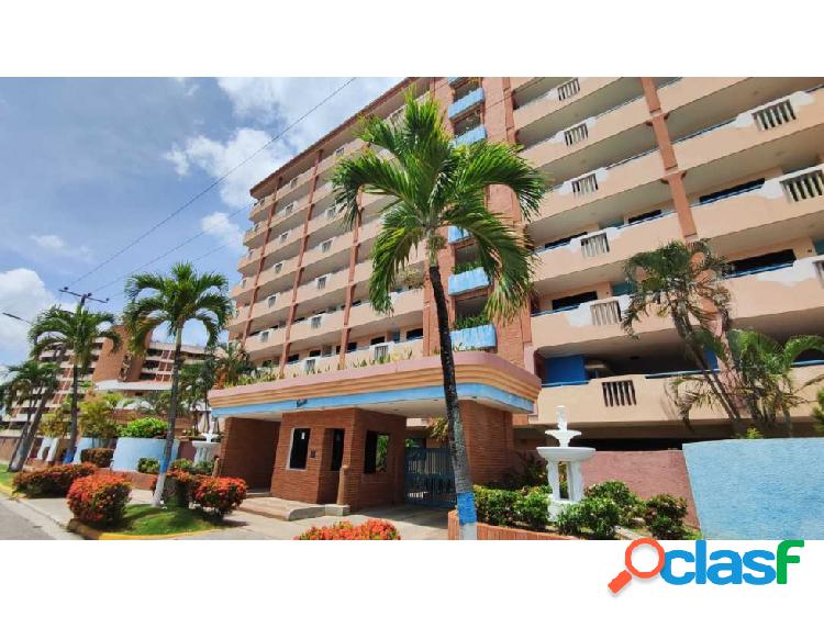 Vendo apto 65m2 2h/2b/1p Puerto Encantado 0093