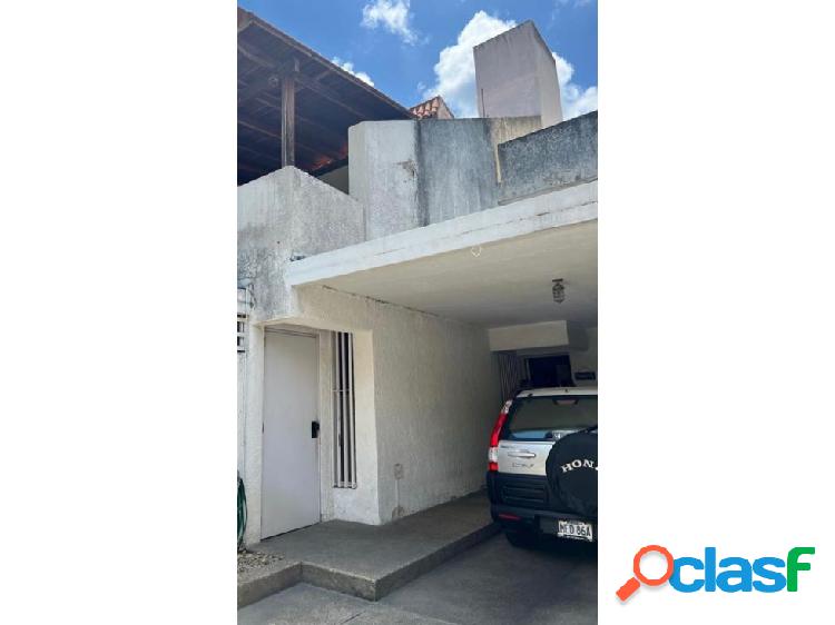 Vendo casa 157m2 5h/4b/2p La Trinidad 2542