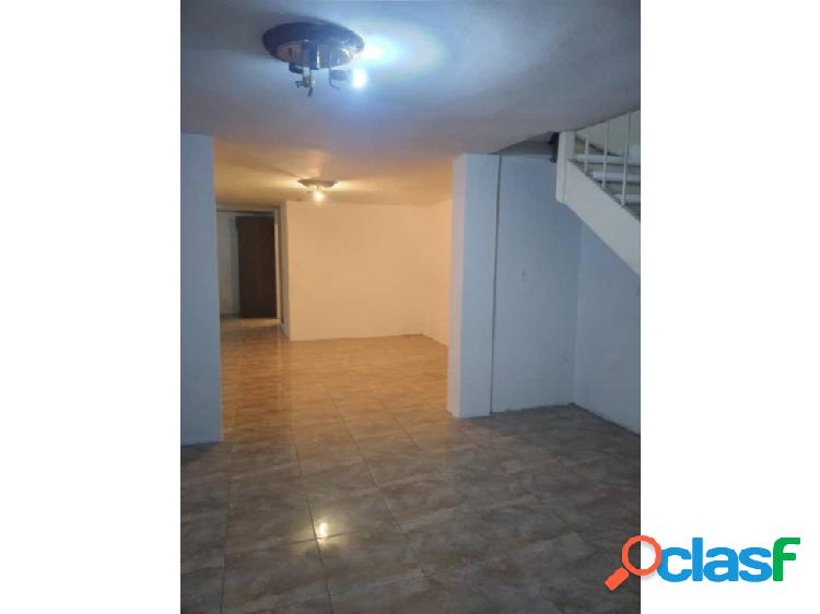 Vendo casa 300m2 3h/3b/1p Guatire 3631