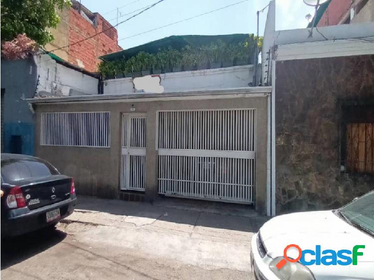 Vendo casa 315m2 Prado de María 3386