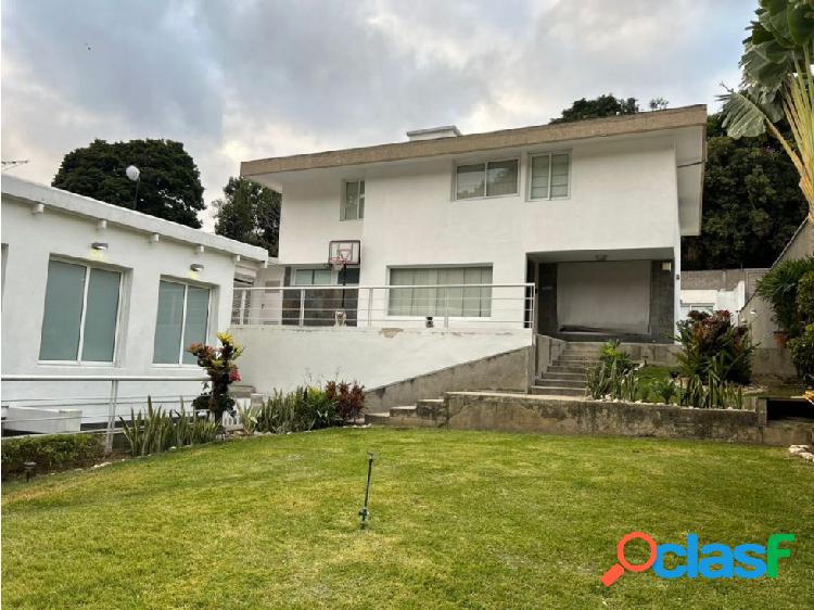 Vendo casa 750m2 Prados del Este 0498