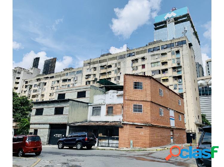 Vendo casa comercial de 476m2,6h/3b/5pe El Recreo