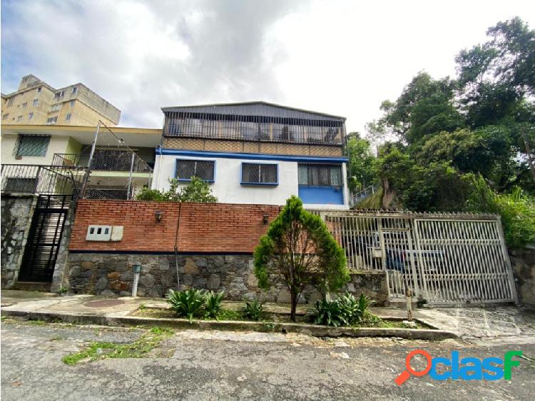 Venta / Casa / El Marqués / 4 Hab. / 4 B / 2 PE / 587 m2