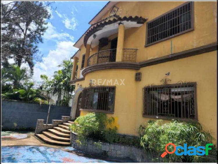 Venta Casa San Bernardino T: 763 m2 C: 833 m2