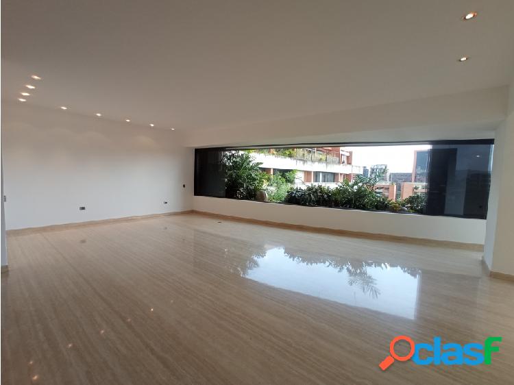 Venta de Apartamento Duplex PH en Campo Alegre con Vista al