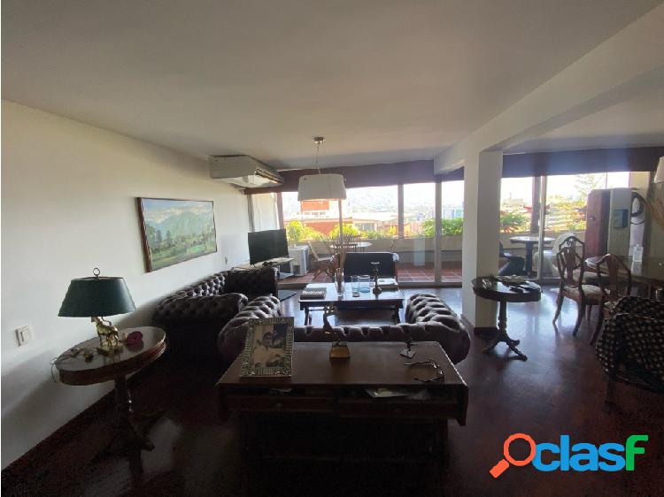 Venta de Apartamento Townhouse con vista al Avila en