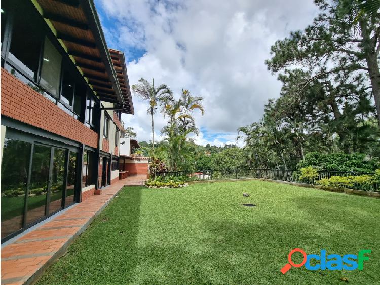 Venta de Espectacular Casa-Quinta en Oripoto, El Hatillo