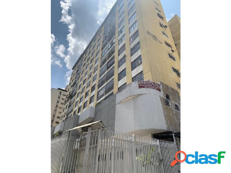 Venta de apartamento Andrés Bello 140 m2 4/2/1