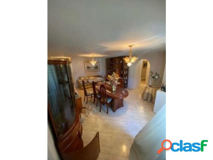 Venta de apartamento en La Candelaria, 125M2.