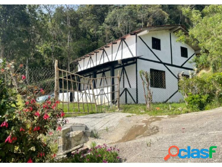 Venta de casa en La Colonia Tovar - Edo. Aragua 7107297