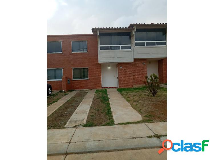 Venta townhouse en Terrazas de Vista Azul, Sector Villa Juan