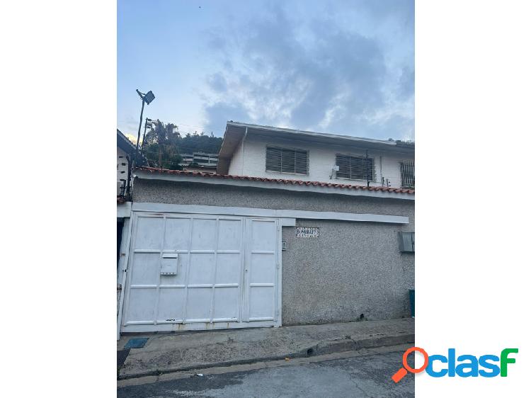 Venta/Casa/Alto Prado/207m2/4H+E/2B+1S/2PE