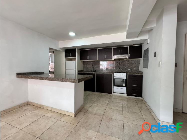 venta de apartamento av andres bello mariperez