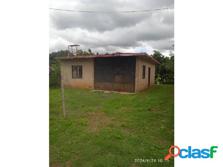 venta de casa con terreno en el sector El sisal, guacara