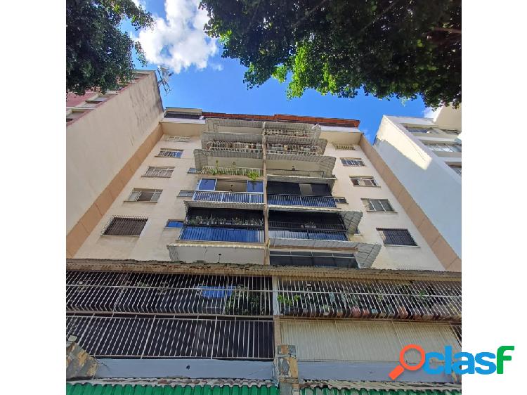 APARTAMENTO EN CHACAO (VENTA)