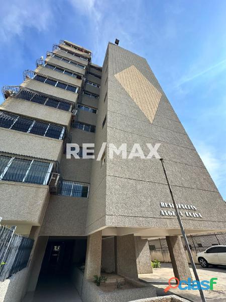 Apartamento Resid. Angela Luisa. Remax Millenium