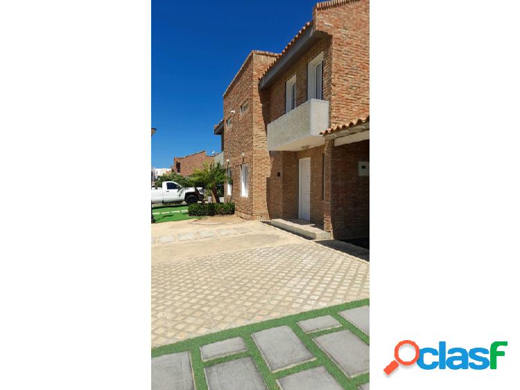 Casa Urb. PORTAL VIRTUDES