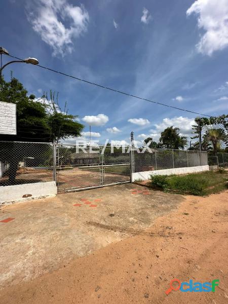 Granja Complejo La Guadalupana. Remax Millenium