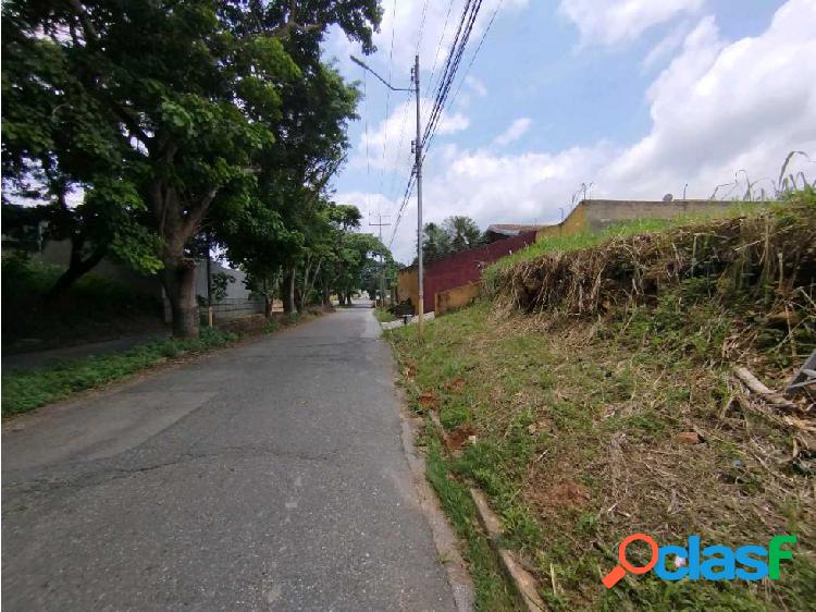 TERRENO EN VENTA EN URBANIZACION COLINAS DE GUATAPARO