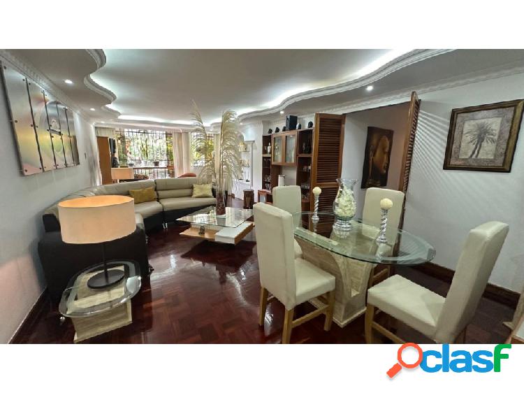 Venta de apartamento en Chuao 3H/2B/1P