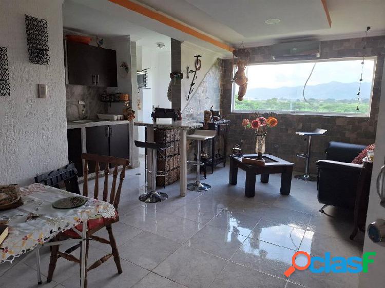 Apartamento en Res. Copoazu. Urb. Paraparal, Los Guayos.