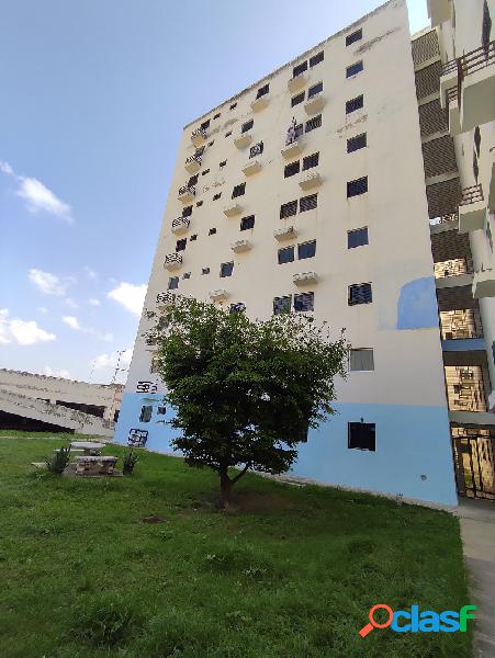 Apartamento en Res. San Judas Tadeo, Paraparal, Los Guayos