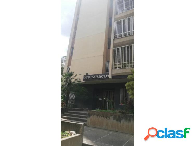 Apartamento en venta, La Urbina, Calle 14, Ed. Yaracuy (ZT)