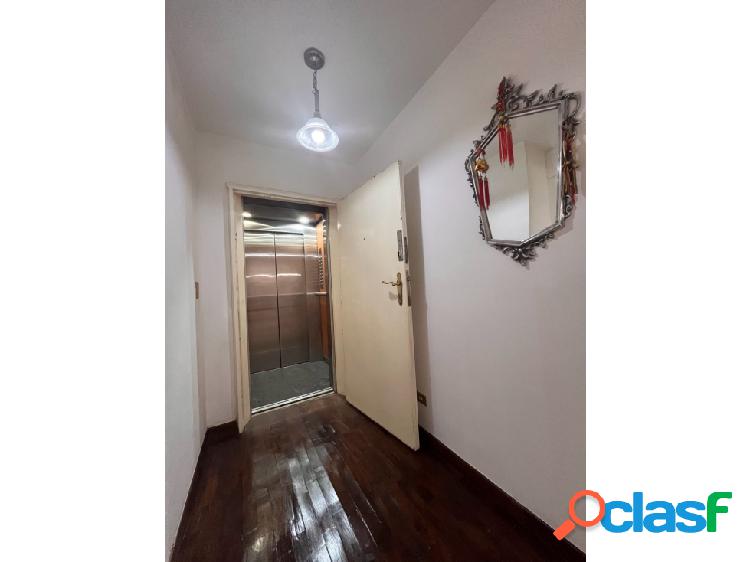 Apartamento en venta Los naranjos.4H/3B/3P