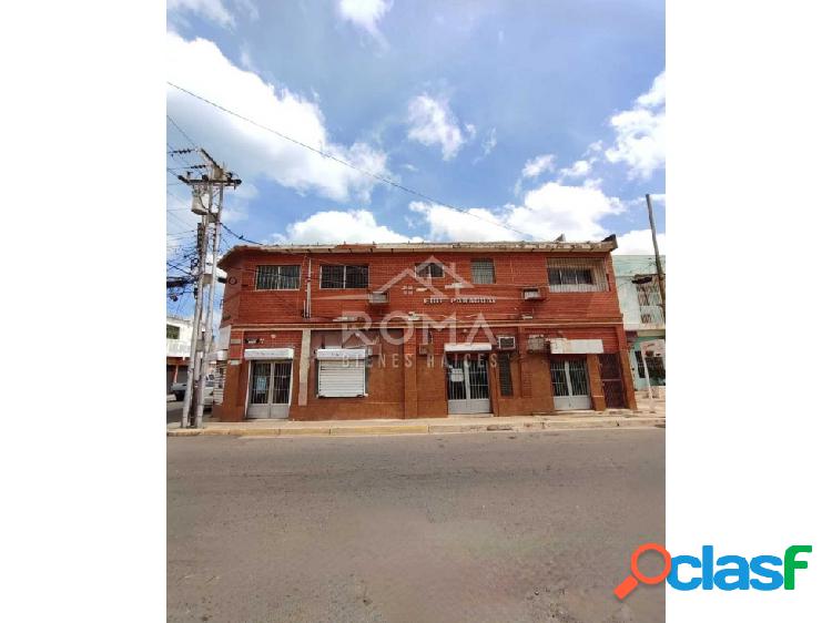 Edificio en Venta, ubicado en el Centro de Punto Fijo