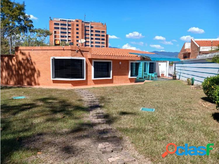 En Venta Hermosa Quinta en Guataparo con 363mts de