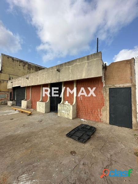 Local con Galpón en Venta C2 Remax Millenium