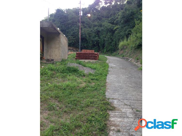 Se vende terreno de 500 M2 ubicado en Colinas de La Lagunita