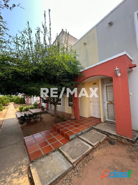 TownHouse/Venta/Camino La Lagunita Remax Millenium