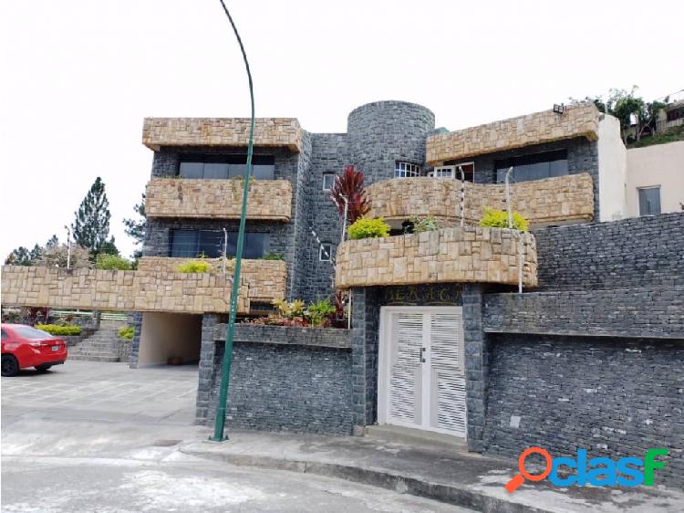 VENTA DE EXCELENTE CASA EN LOS NARANJOS DEL CAFETAL