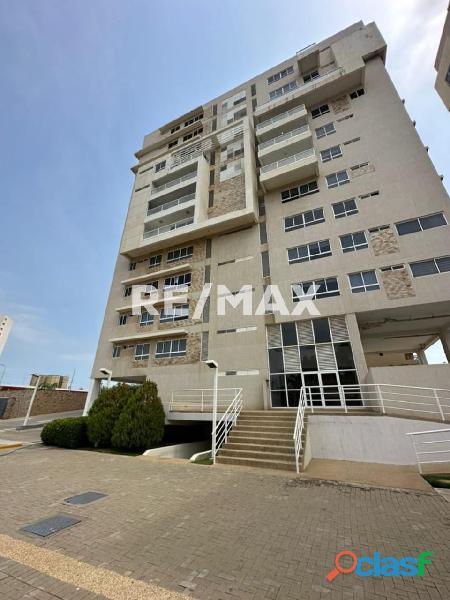 Apartamento En Res. Plaza Campos. Remax Millenium