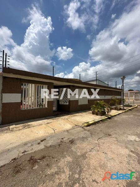 Casa en Venta. Sector Canta Claro. Remax Millenium