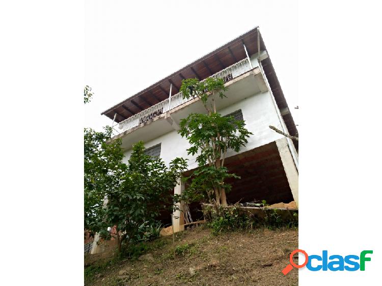 Casa en venta en San José de los Altos (LL)