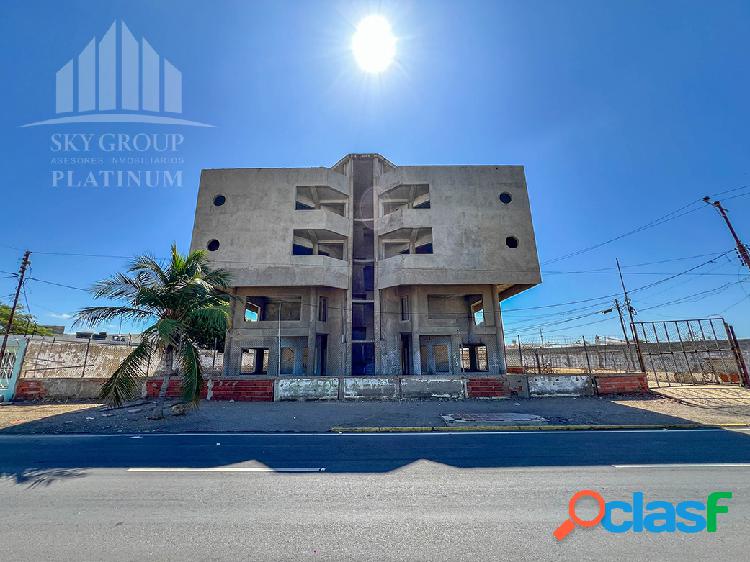 Edificio Comercial en Punto Fijo PLED-017