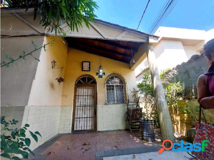 En venta casa Los Rosales 235m2