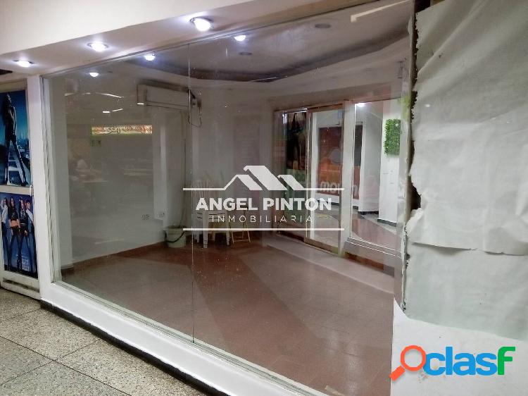 LOCAL COMERCIAL EN ALQUILER CC CIUDAD CHINITA MARACAIBO API